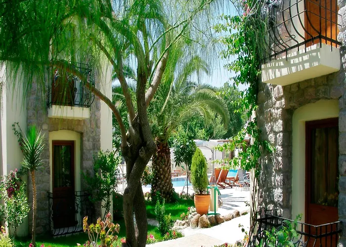 Bella Garden 4*