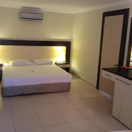 Ξενοδοχείο Bella Garden 4*