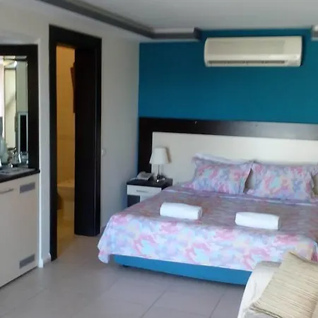 Bella Garden 4*